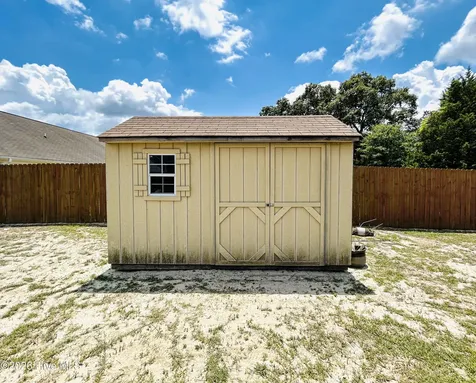 204 Star Gazer Court Richlands NC 28574