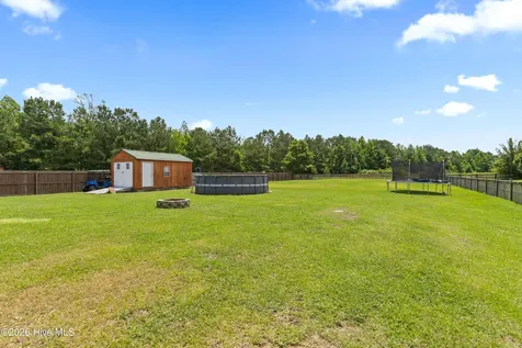 199 River Winding Road Jacksonville NC 28540