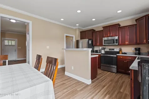 199 River Winding Road Jacksonville NC 28540