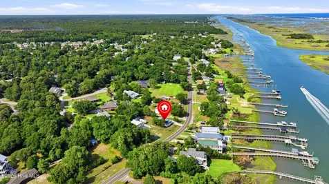 1510 Kings Landing Road Hampstead NC 28443