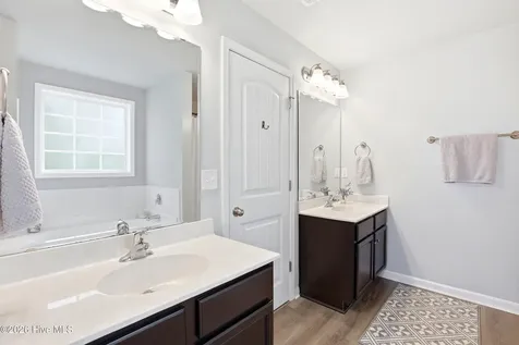352 St Kitts Way Winnabow NC 28479