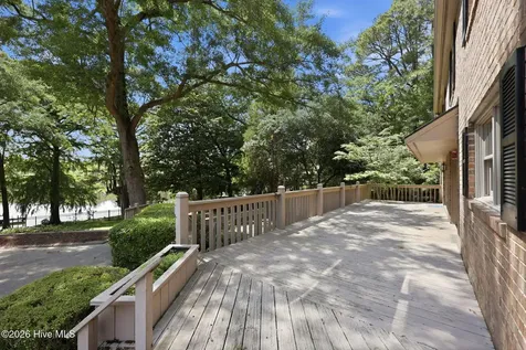 268 Shoreline Drive New Bern NC 28562