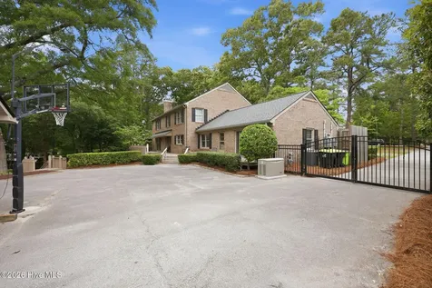 268 Shoreline Drive New Bern NC 28562