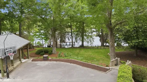 268 Shoreline Drive New Bern NC 28562