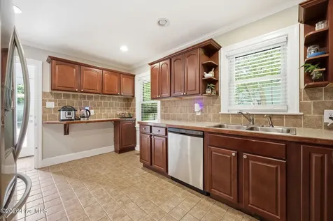 2702 Jackson Drive Greenville NC 27858