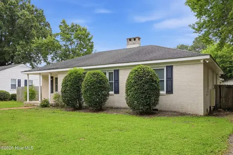 2702 Jackson Drive Greenville NC 27858