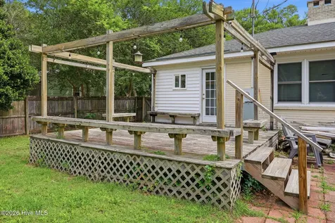 2702 Jackson Drive Greenville NC 27858