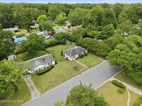 2702 Jackson Drive Greenville NC 27858