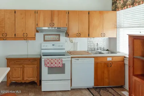 203 Minturn Avenue Hamlet NC 28345