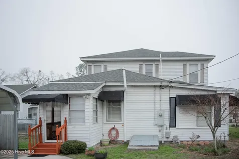 203 Minturn Avenue Hamlet NC 28345