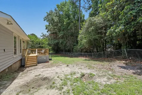 897 Pine Valley Road Jacksonville NC 28546