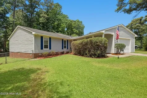 897 Pine Valley Road Jacksonville NC 28546