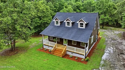 7150 Black Rock Road NE Leland NC 28451