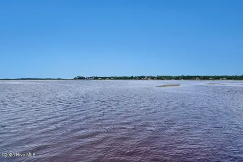 633 Pelican Circle Bolivia NC 28422