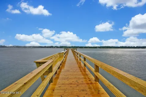 633 Pelican Circle Bolivia NC 28422