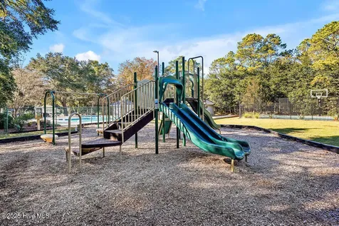 633 Pelican Circle Bolivia NC 28422