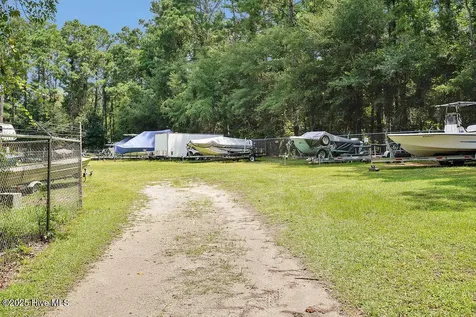 633 Pelican Circle Bolivia NC 28422
