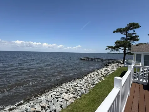 598 Beach Road Columbia NC 27925