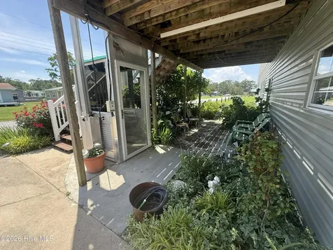 598 Beach Road Columbia NC 27925