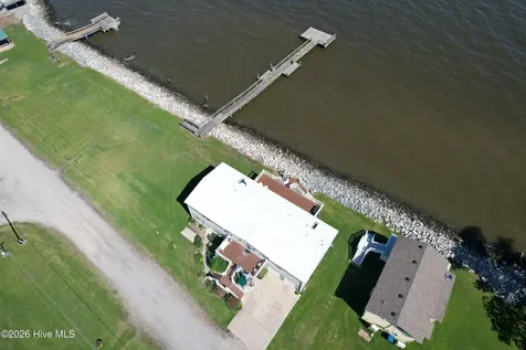598 Beach Road Columbia NC 27925