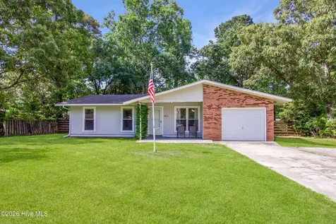 303 Walnut Creek Road Jacksonville NC 28546