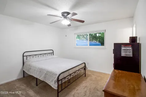303 Walnut Creek Road Jacksonville NC 28546