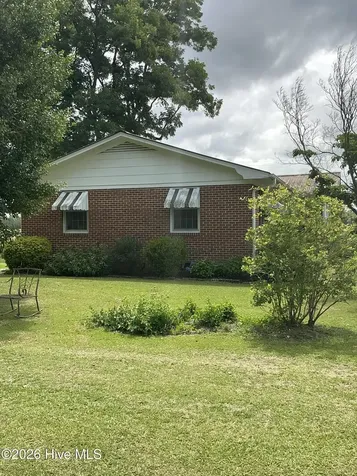1262 Richardson Road Bladenboro NC 28320