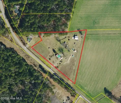 1262 Richardson Road Bladenboro NC 28320