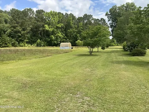 1262 Richardson Road Bladenboro NC 28320