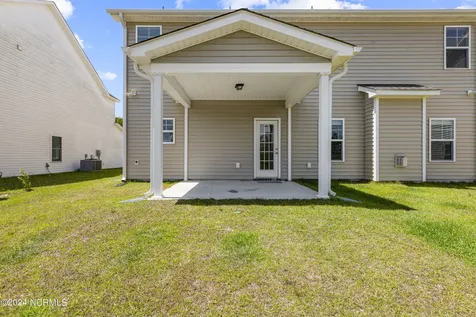 422 Anchor Hitch Court Sneads Ferry NC 28460