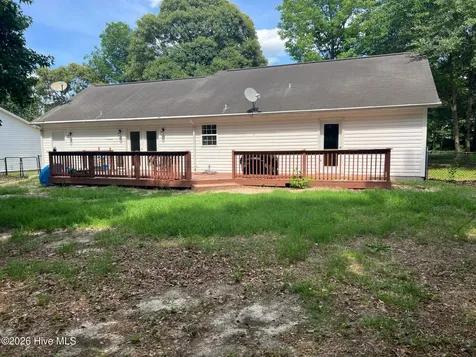 197 Bannermans Mill Road Richlands NC 28574
