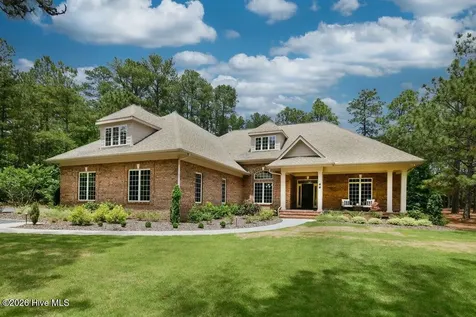66 Glasgow Drive Pinehurst NC 28374