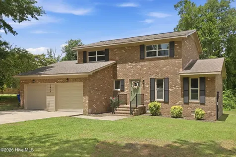 2804 Hodges Road Kinston NC 28504