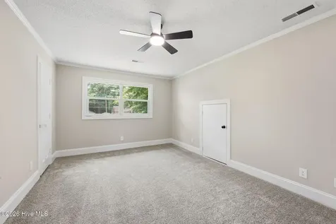 2804 Hodges Road Kinston NC 28504