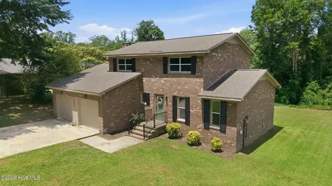 2804 Hodges Road Kinston NC 28504