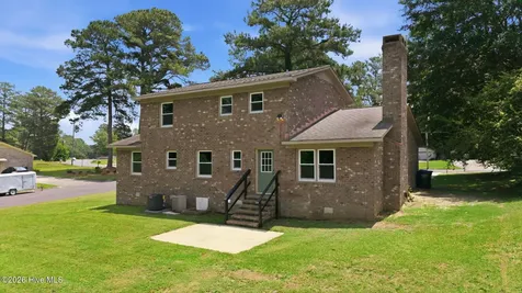 2804 Hodges Road Kinston NC 28504