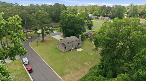 2804 Hodges Road Kinston NC 28504