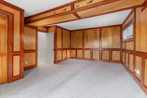 121 White Ash Drive Pine Knoll Shores NC 28512