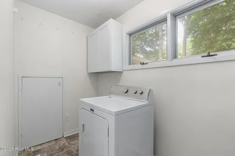 121 White Ash Drive Pine Knoll Shores NC 28512