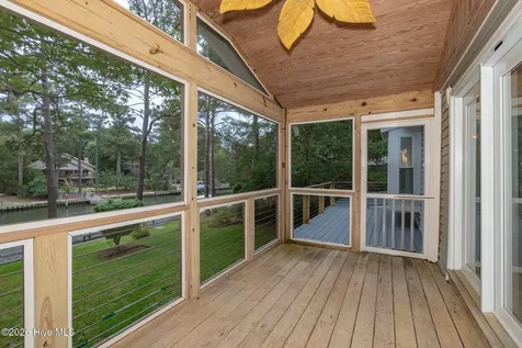 121 White Ash Drive Pine Knoll Shores NC 28512