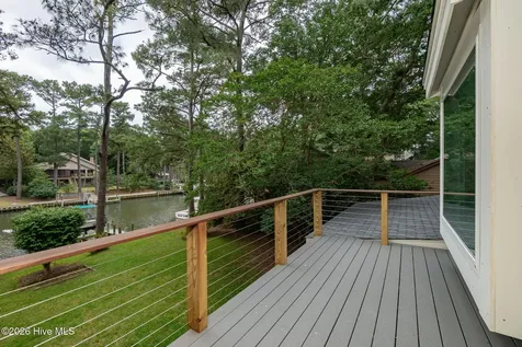 121 White Ash Drive Pine Knoll Shores NC 28512