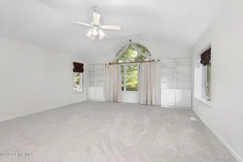 121 White Ash Drive Pine Knoll Shores NC 28512