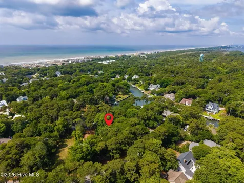 121 White Ash Drive Pine Knoll Shores NC 28512