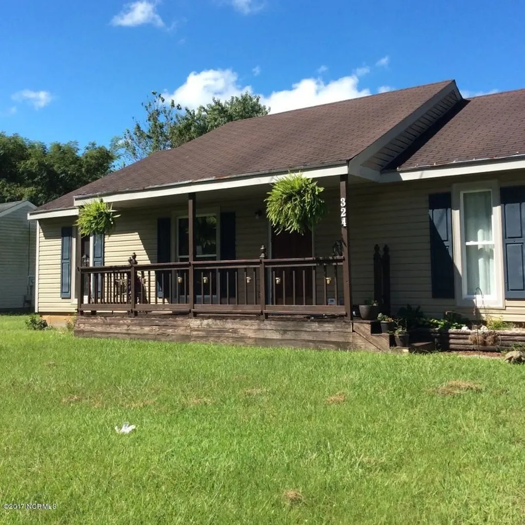 324 Union Chapel Church Road Richlands NC 28574