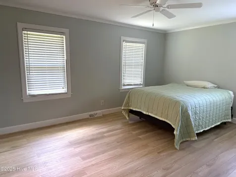 2105 Dallas Drive Kinston NC 28504