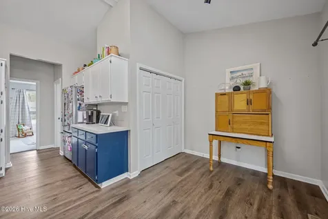 216 Pinewood Drive New Bern NC 28562