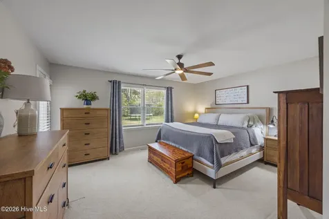 216 Pinewood Drive New Bern NC 28562