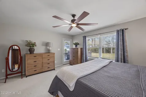 216 Pinewood Drive New Bern NC 28562