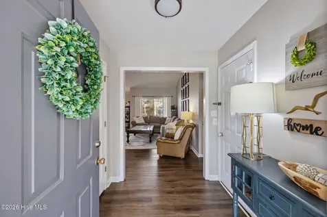 216 Pinewood Drive New Bern NC 28562