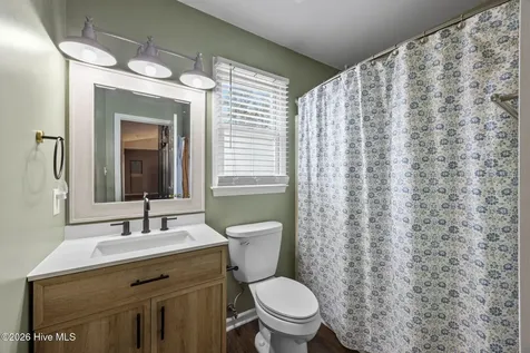 216 Pinewood Drive New Bern NC 28562